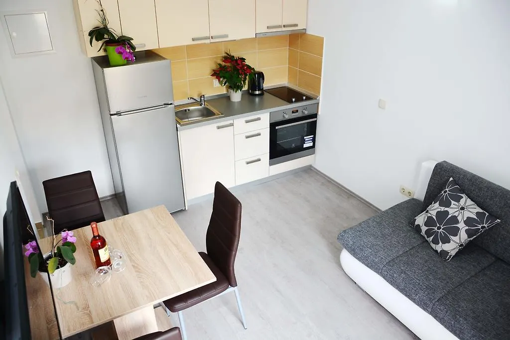 Apartments Clara Nin