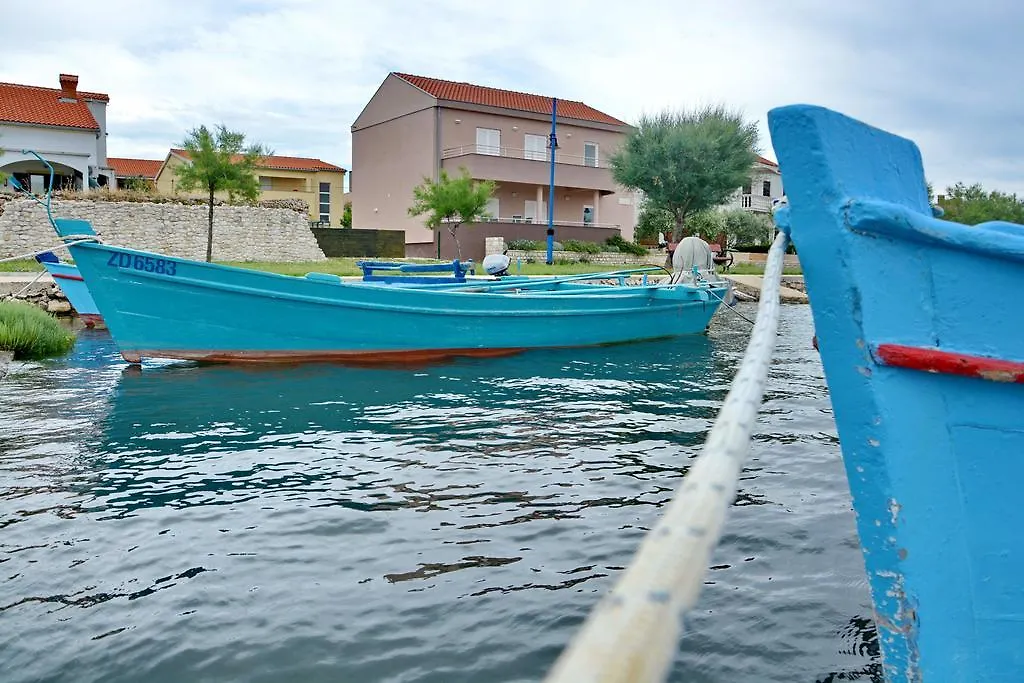 Apartments Clara Nin 0*,  Croatia