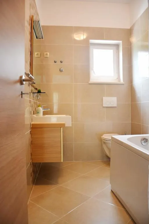 Apartments Clara Nin Croatia