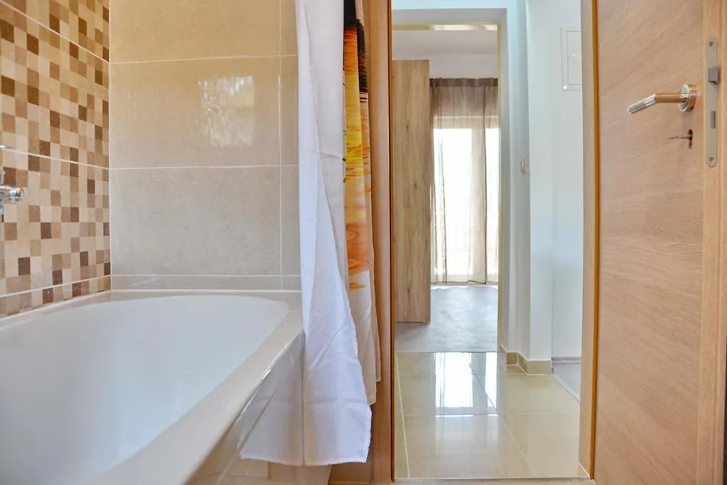 Apartments Clara Nin Croatia