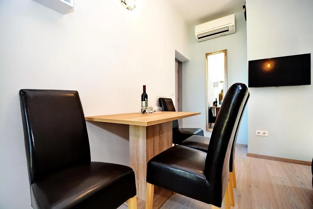 Apartments Clara Nin Croatia