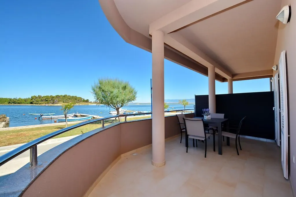 Apartments Clara Nin Croatia
